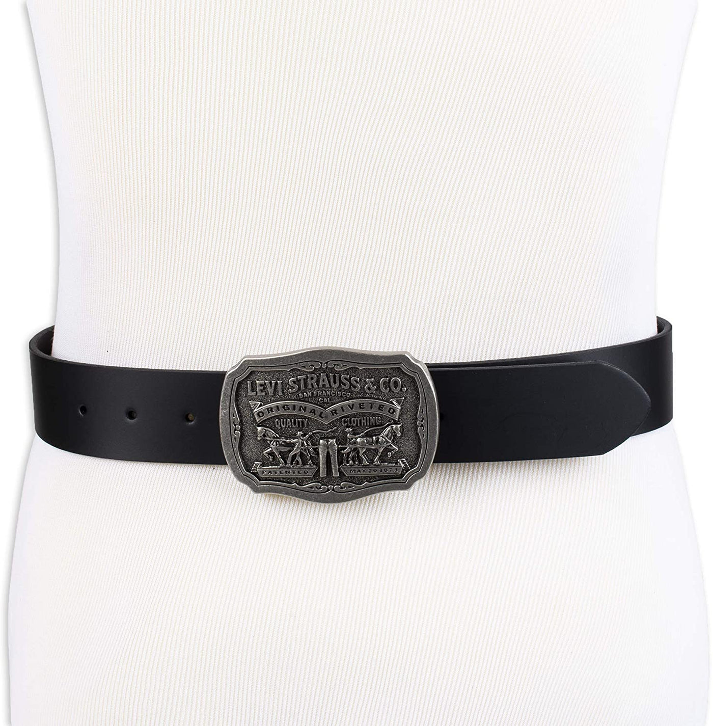 Levi's Men's 38MM Wide Plaque Bridle Leather Belt With Snap Closure