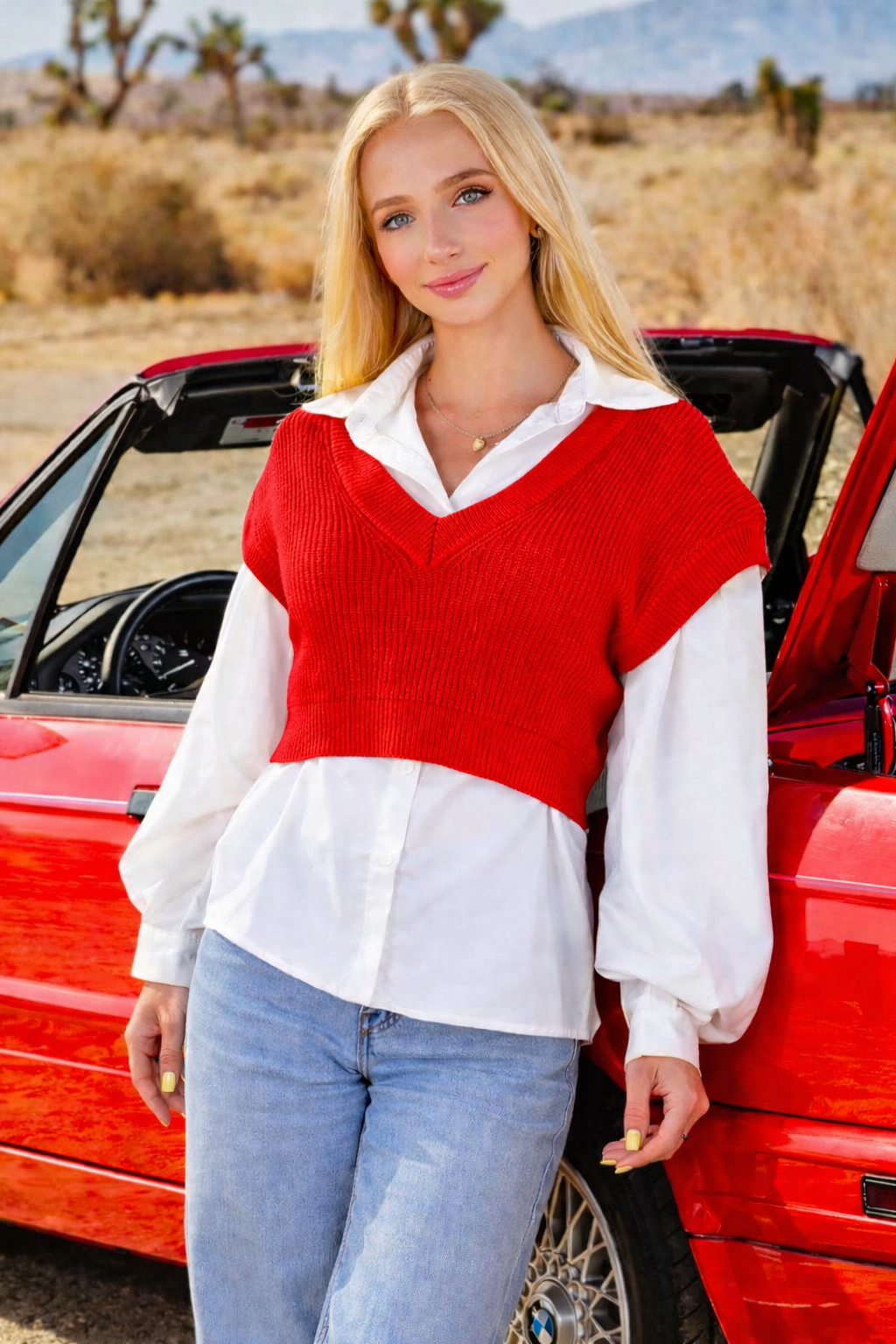 Socal Look Women's Sleeveless V-Neck Crop Top in Stretchable Viscose