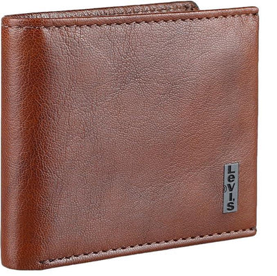 Levi's Men's RFID Leather Traveler Bifold Wallet with ID Window Brown