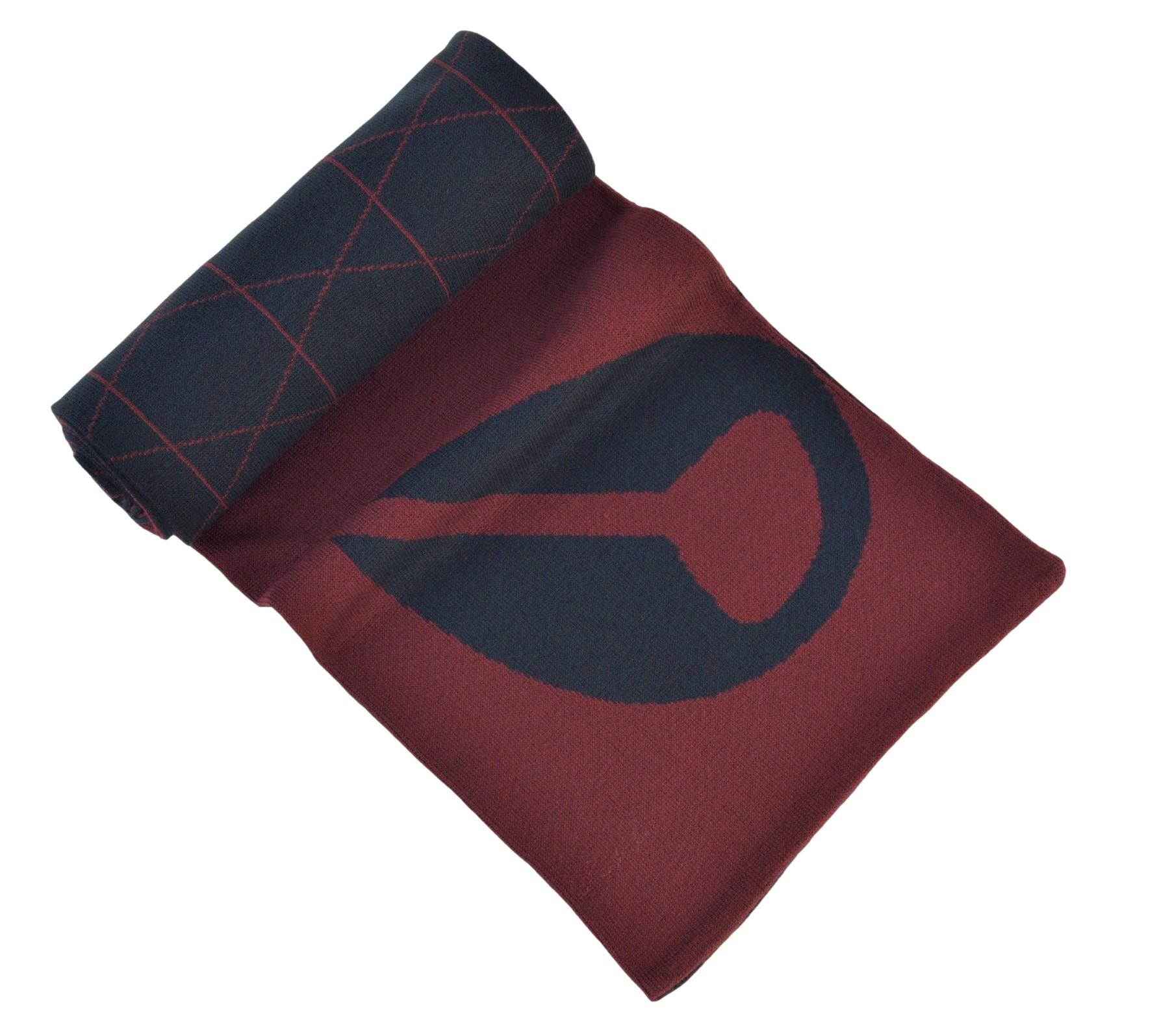 Black/Crimson